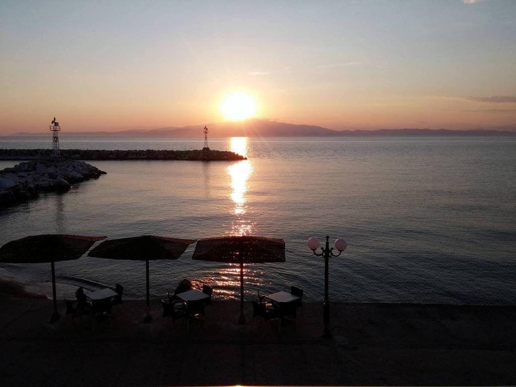 Faros *