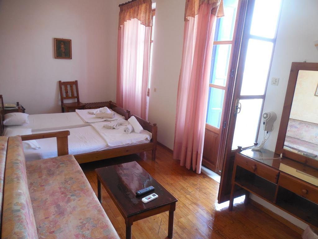 Adonis Guest house *