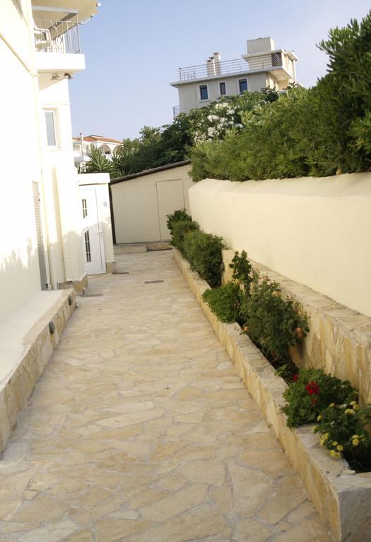 Nikolaki Hotel 2*
