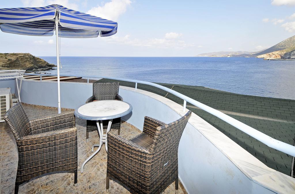Apartment Sea View Cafe And Cocktail Bar