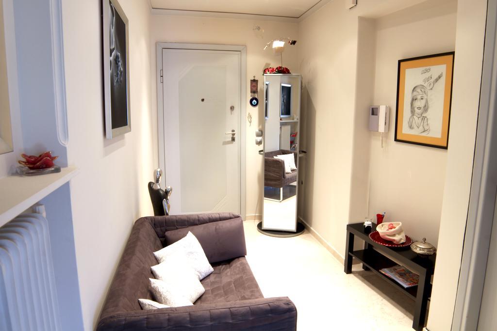 Glyfada Downtown Apartment