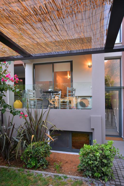 East-west Holiday home *