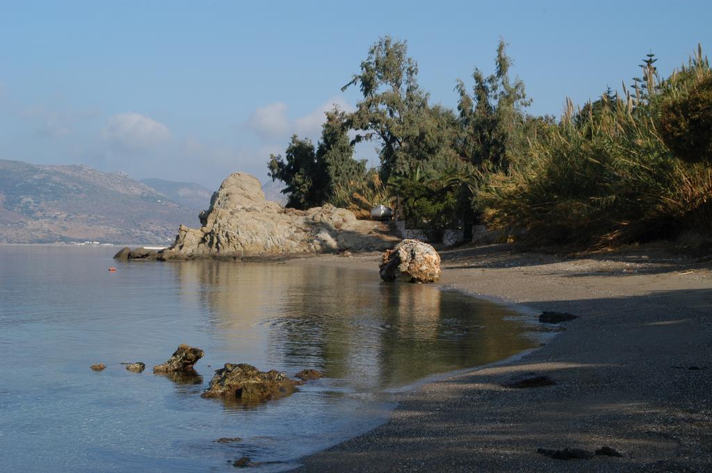 Nyfi Bungalows * Skyros