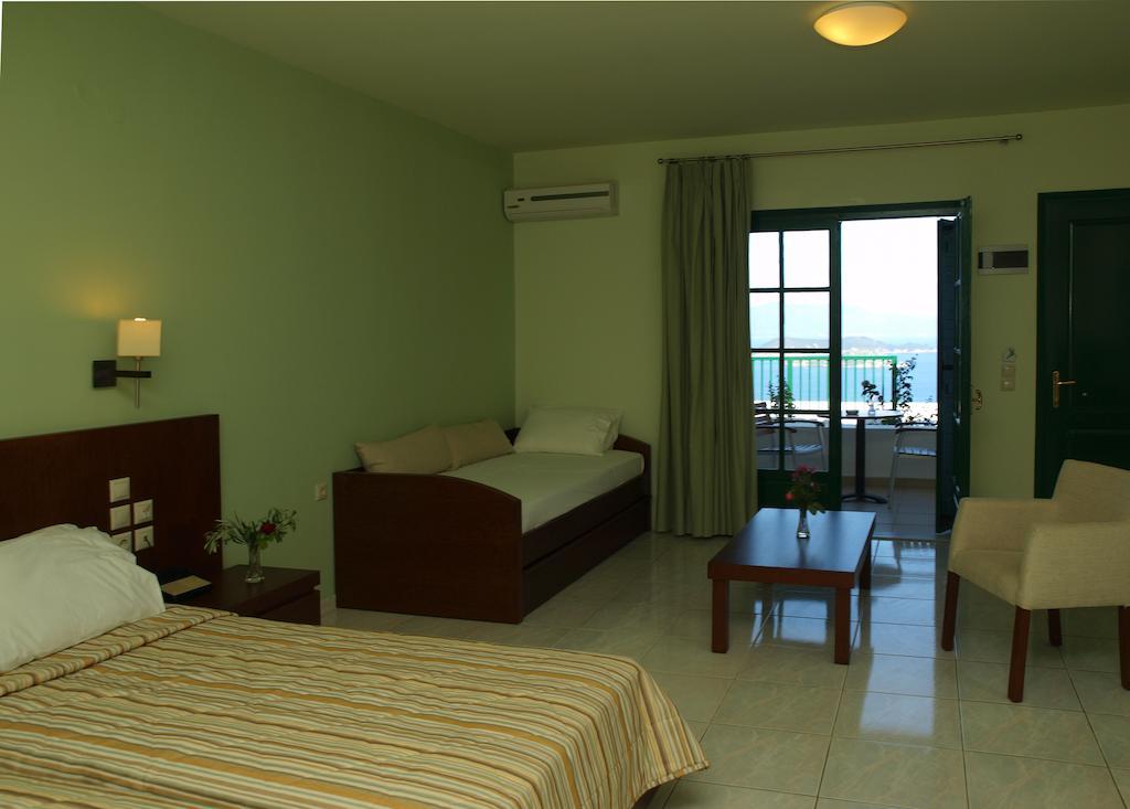 Skiathos Club & 4* Vasilias (Skiathos)