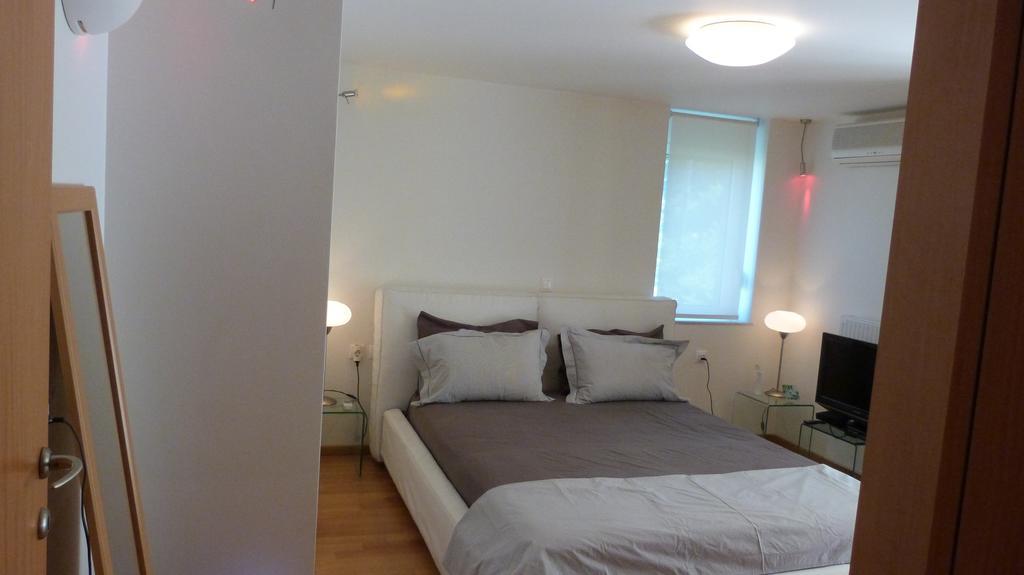Apartment Fay's