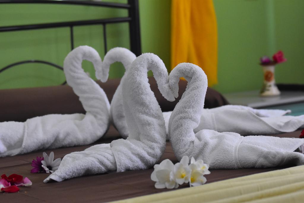 Orfeas Bungalows * Mithymna