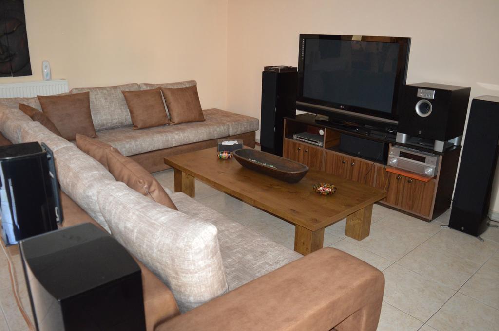 Holiday home Artemis *