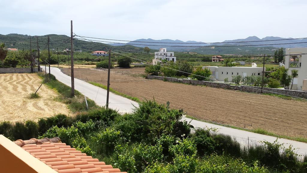 Leonidas Aparthotel *