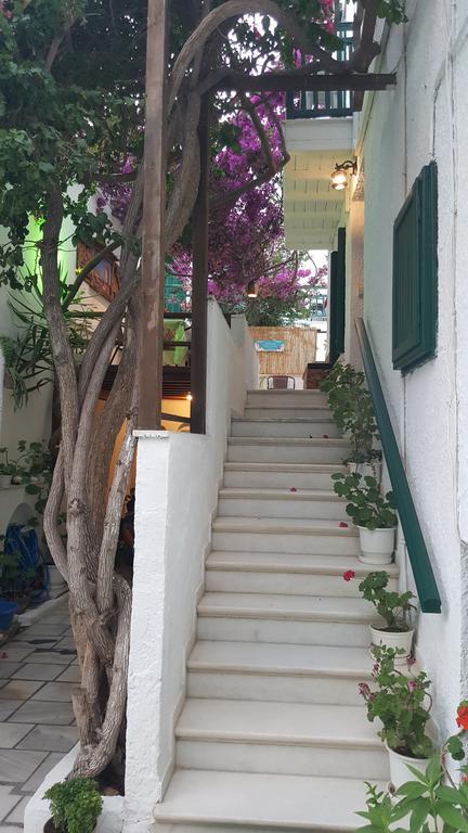 Syrianos Hotel *