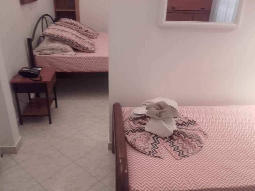 Aparthotel Fotini