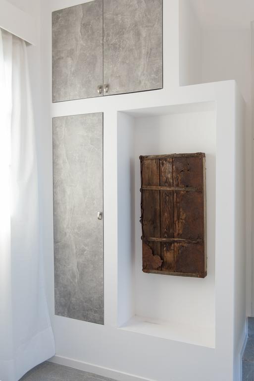Apartment To Maro