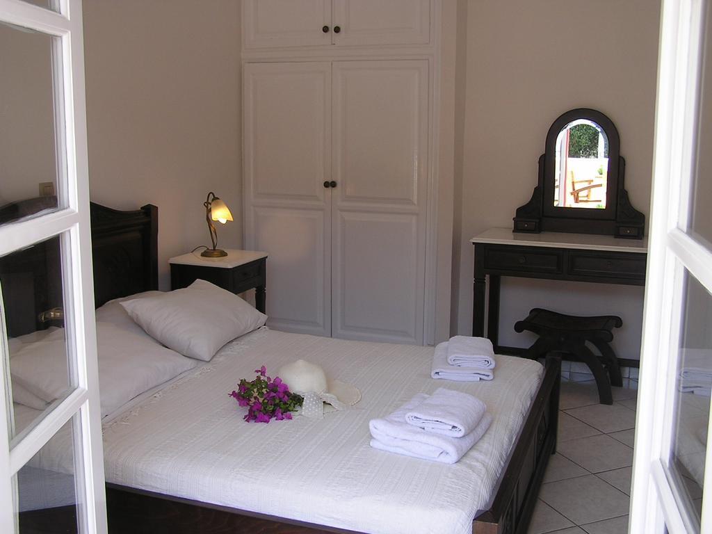 Eolos With Private Parking Apartment