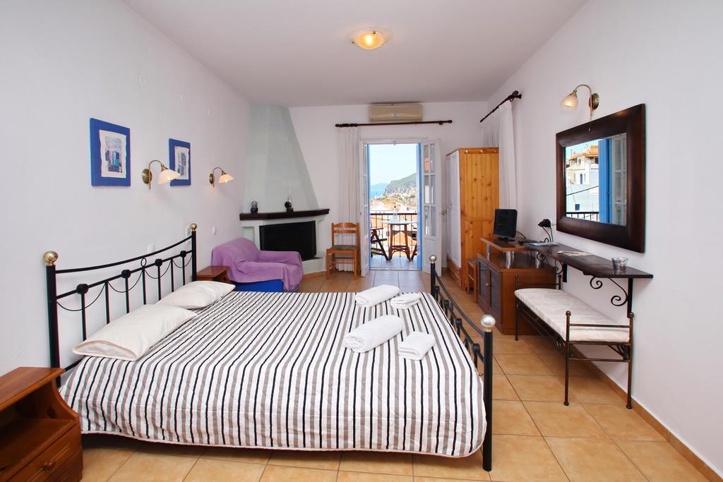 Anatoli Apartment