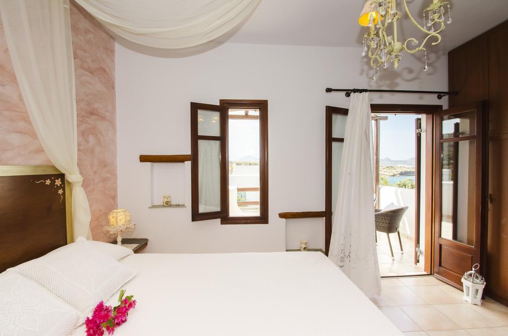 Apartment Niriides *