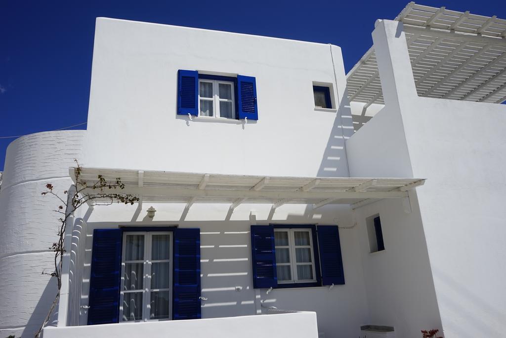 Nicos Studios & Apartments *