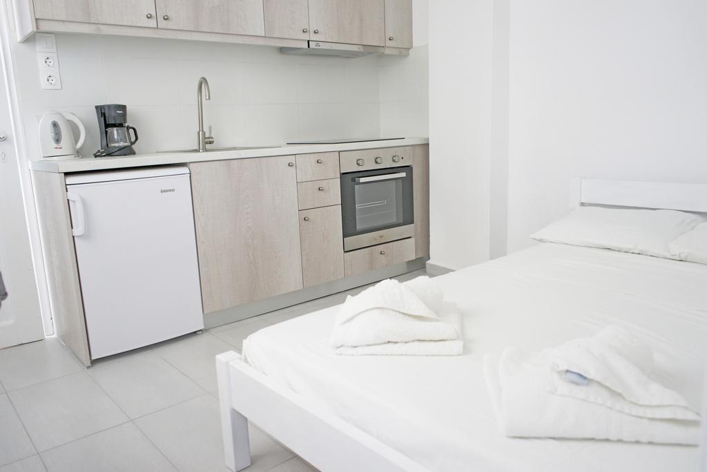 Klironomos Apartment Logaras