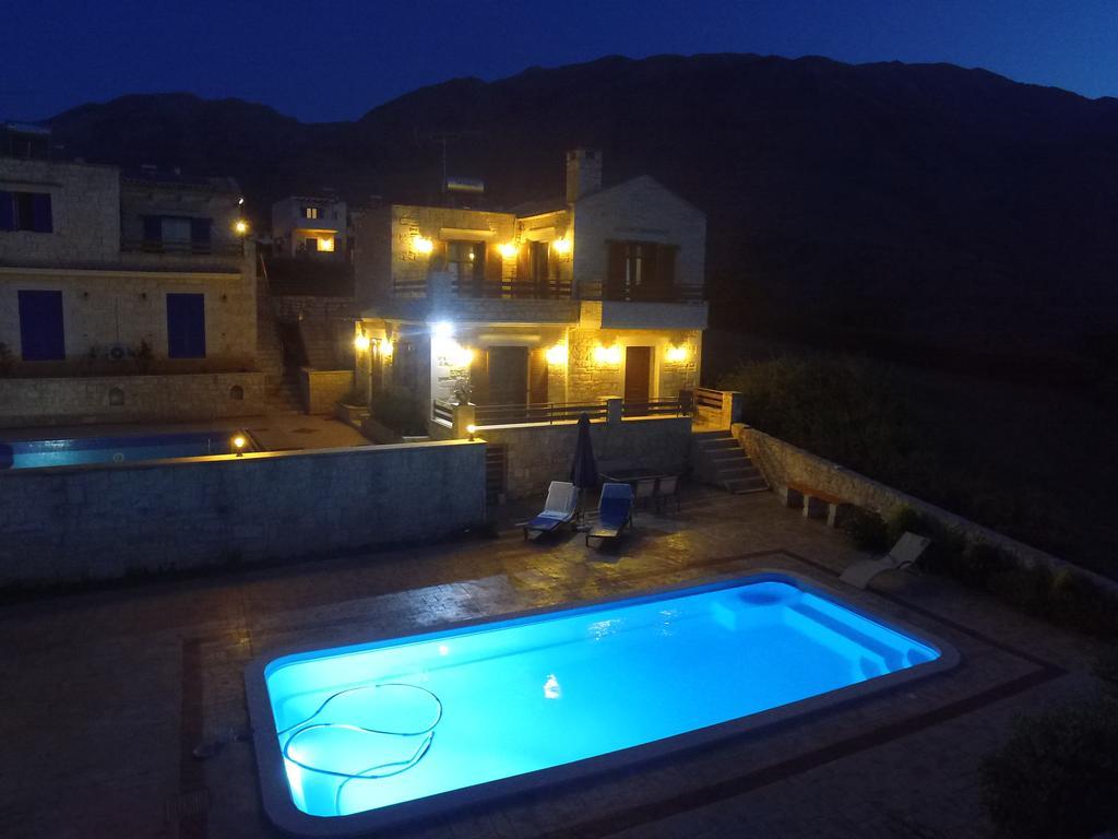Lake Villas Mourion (Apokoronas)