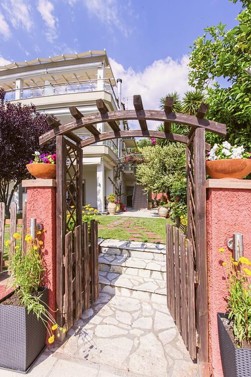 Apartment Rousis Studios Parga