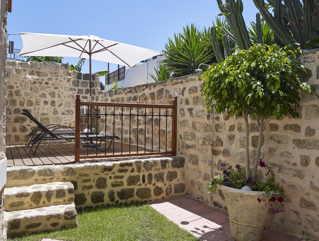 Helios Garden Boutique Apartments Apartment