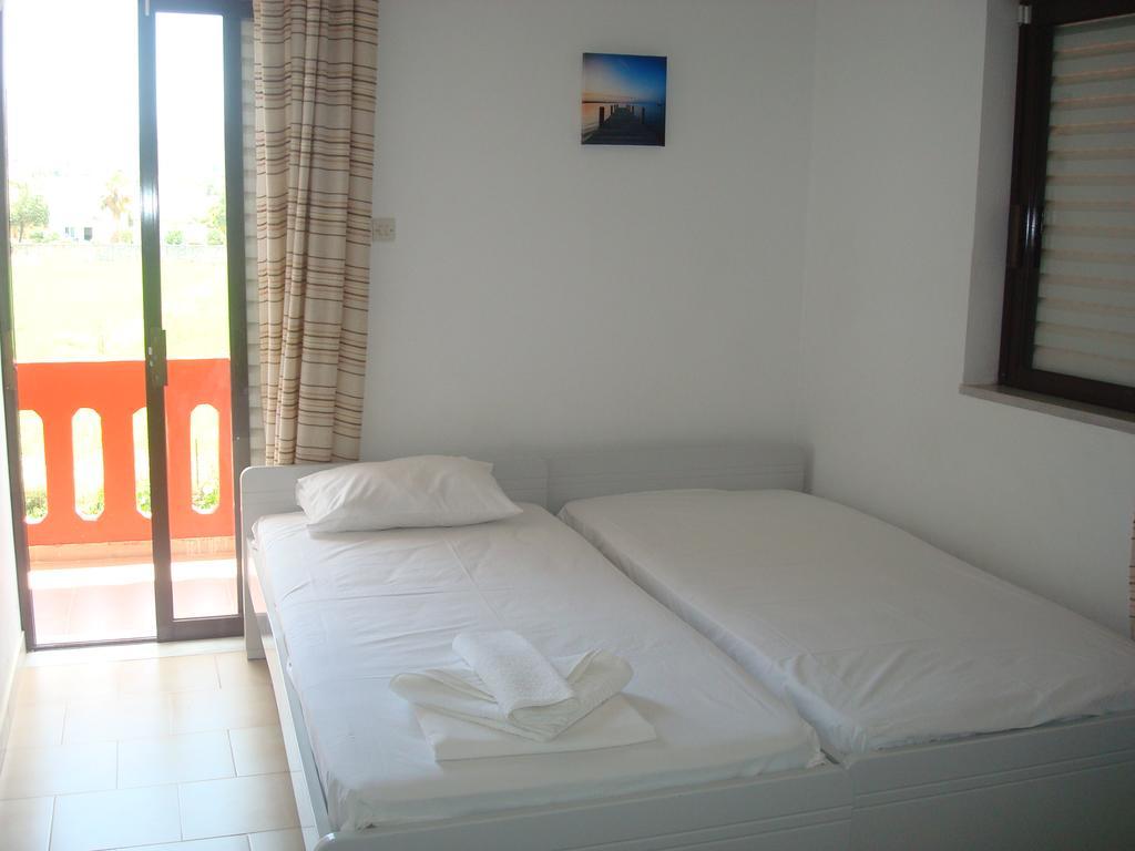 Leonidas Aparthotel Kissamos
