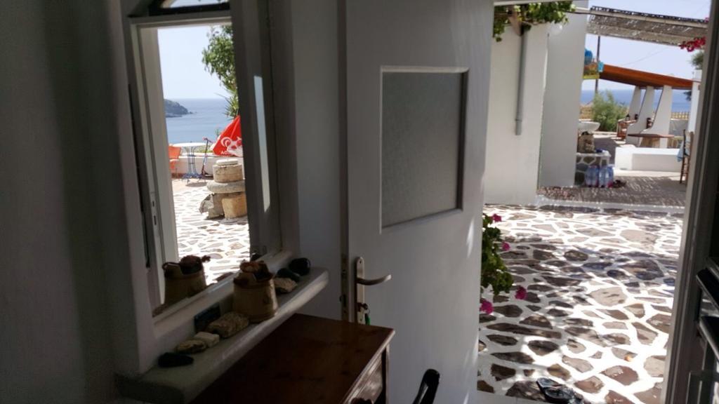 Avgerinos Paliochori Guest house 3*