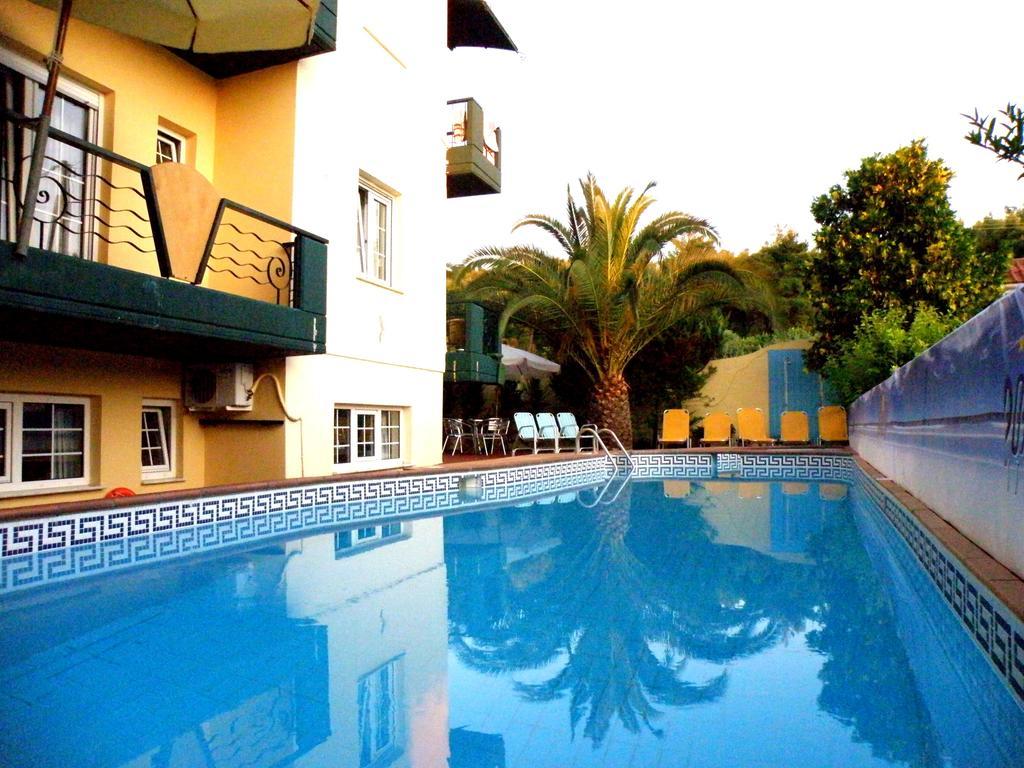 Aparthotel Posidonio *