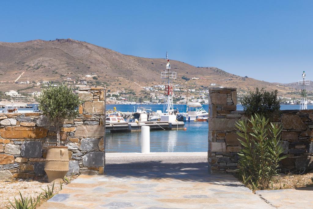 Akrogiali Posidhonia (Syros)
