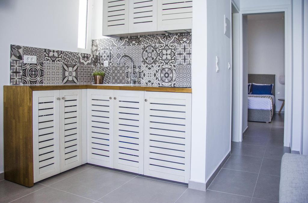 Ansi & Apartment Almyrida (Crete)
