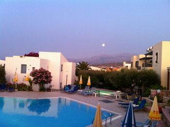 Palatia Village 4*