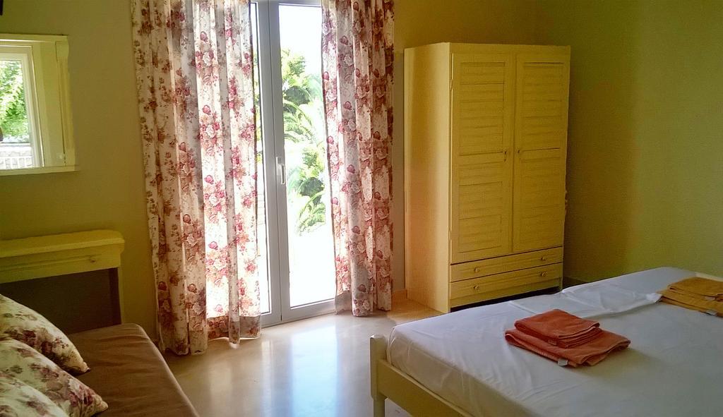 Marinos Apartment