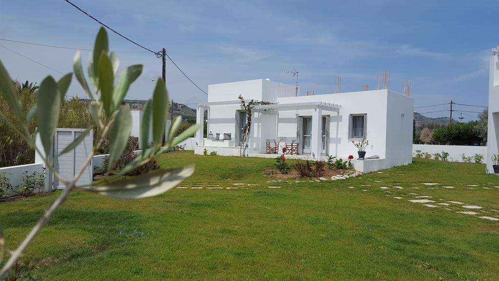 Akrotiri Villa