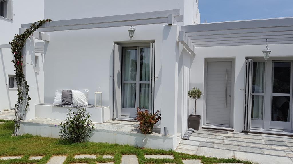 Akrotiri Villa