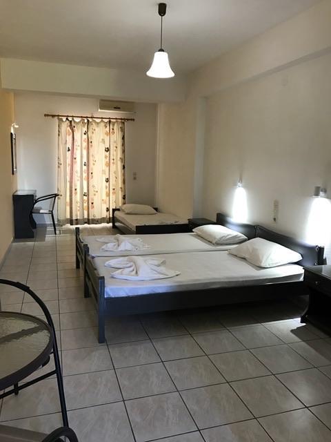 Bed & Breakfast Liris Studios 2*