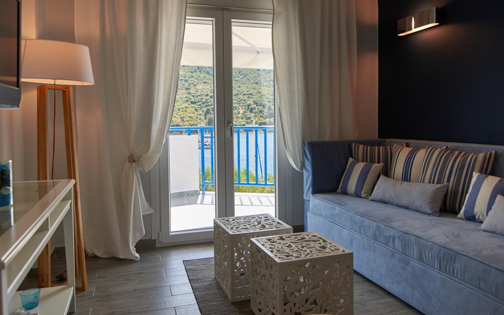 Apartment Aiolis Studios Porto Koufo