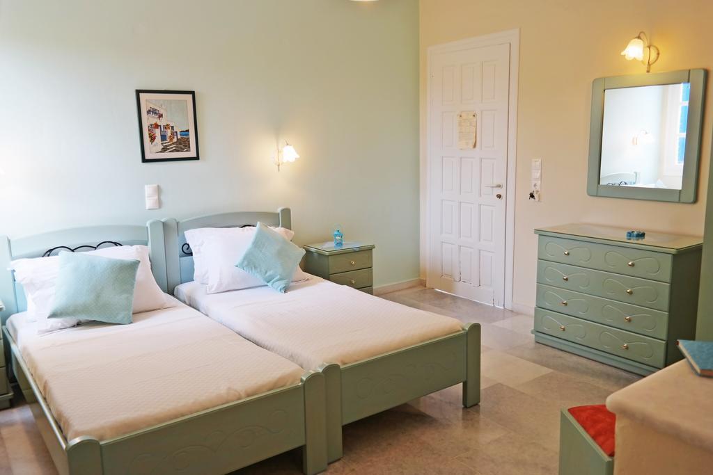 Maroussa Aparthotel Agia Anna (Naxos)