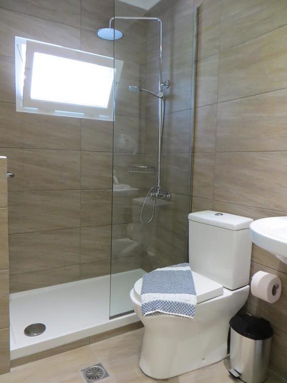 Studios Vasilis Apartment Agia Marina (Crete)