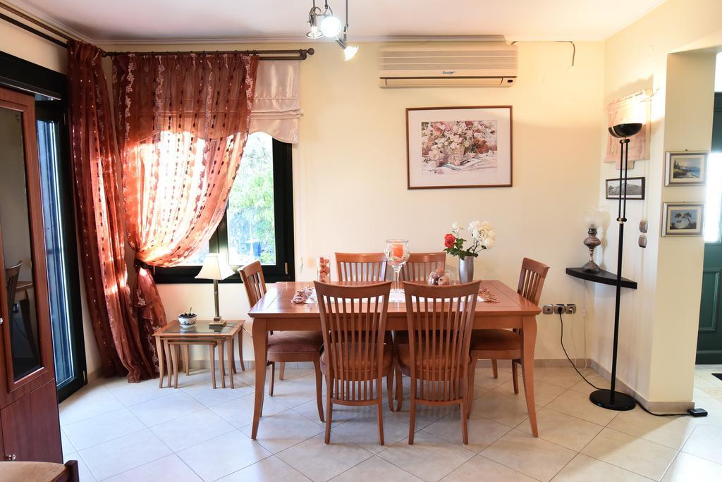 Maisonette Near The Sea