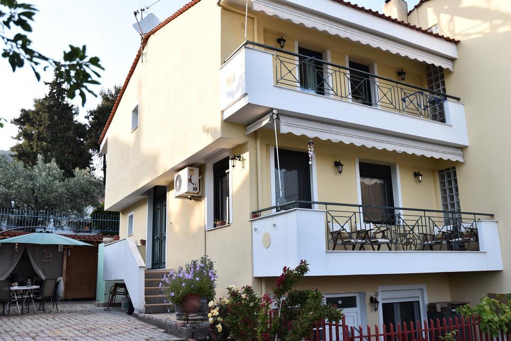 Maisonette Near The Sea Holiday home