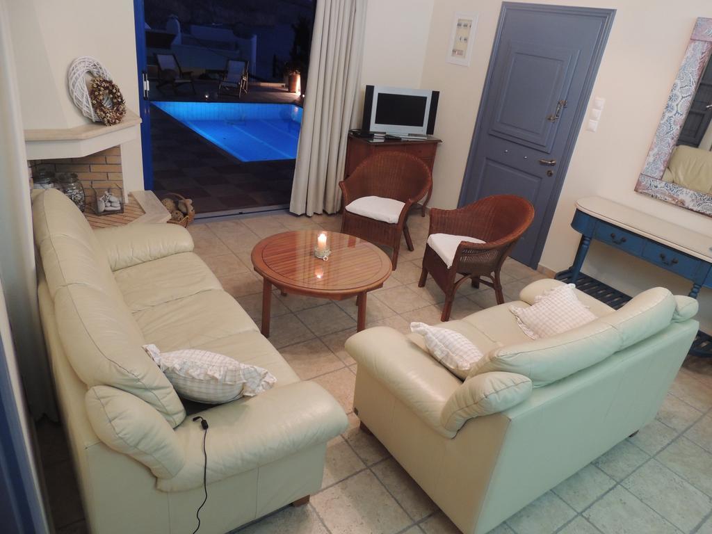 Marouso Holiday home *