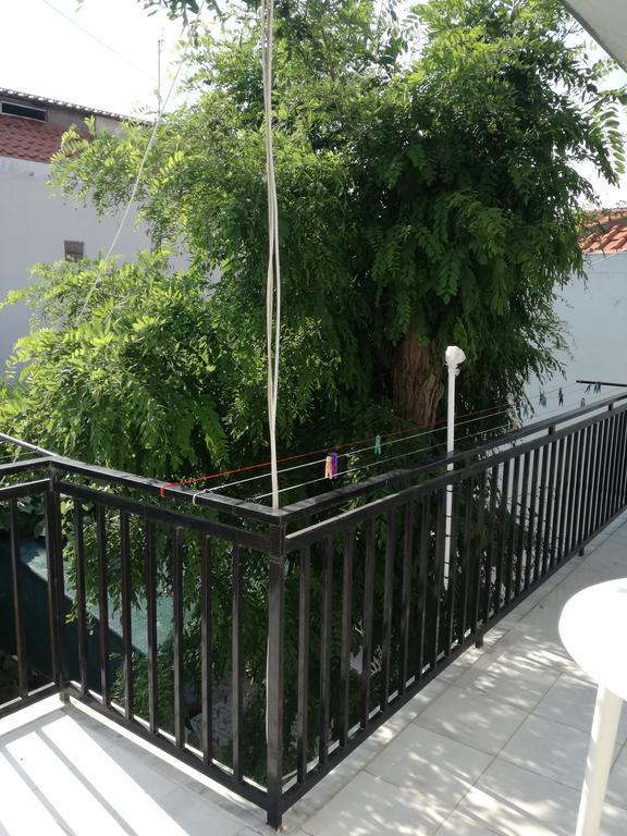 Arleta's Sunny Guest house *