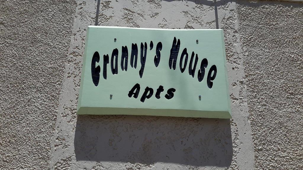 Granny's House Apartment