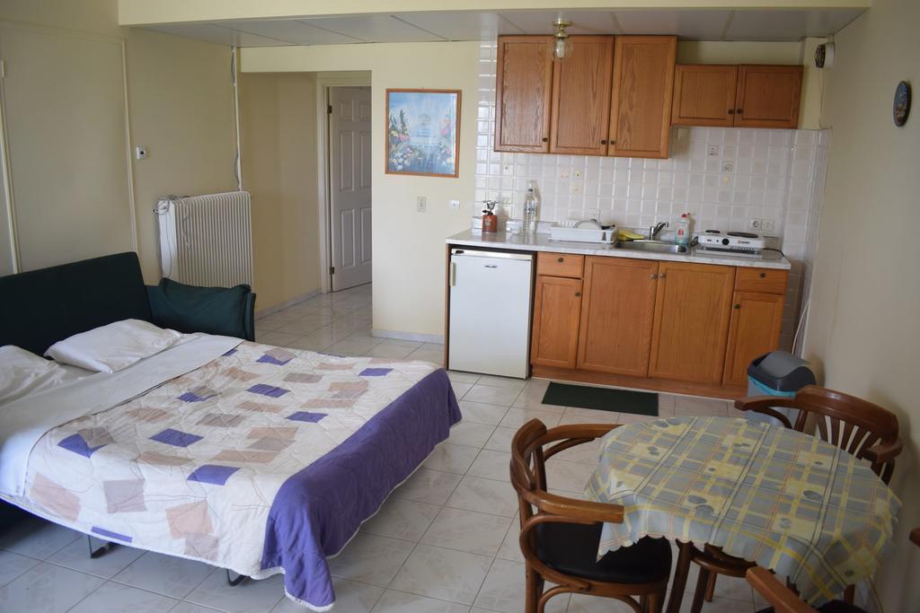 Apartment And Miloi (Argolis)