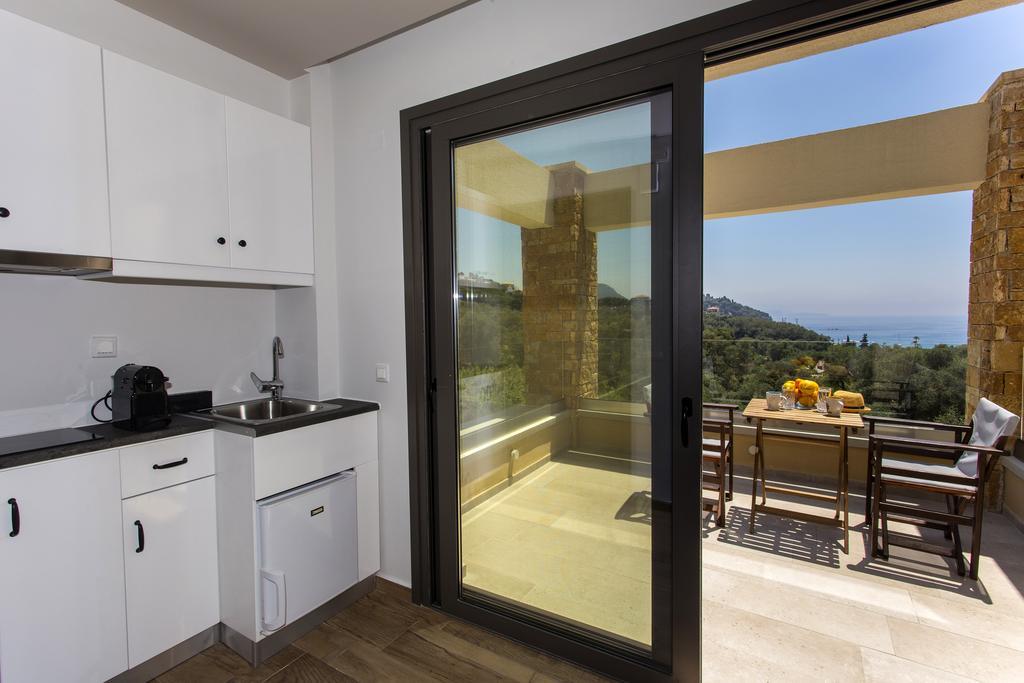 Golden Bay & Maisonettes Parga