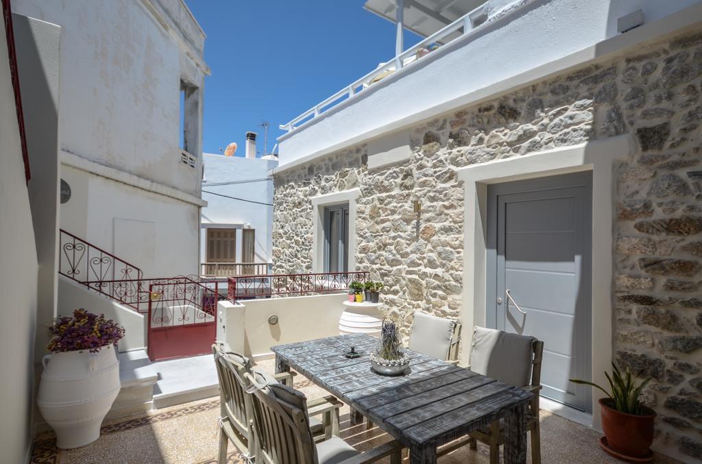 Center Houses Naxos City