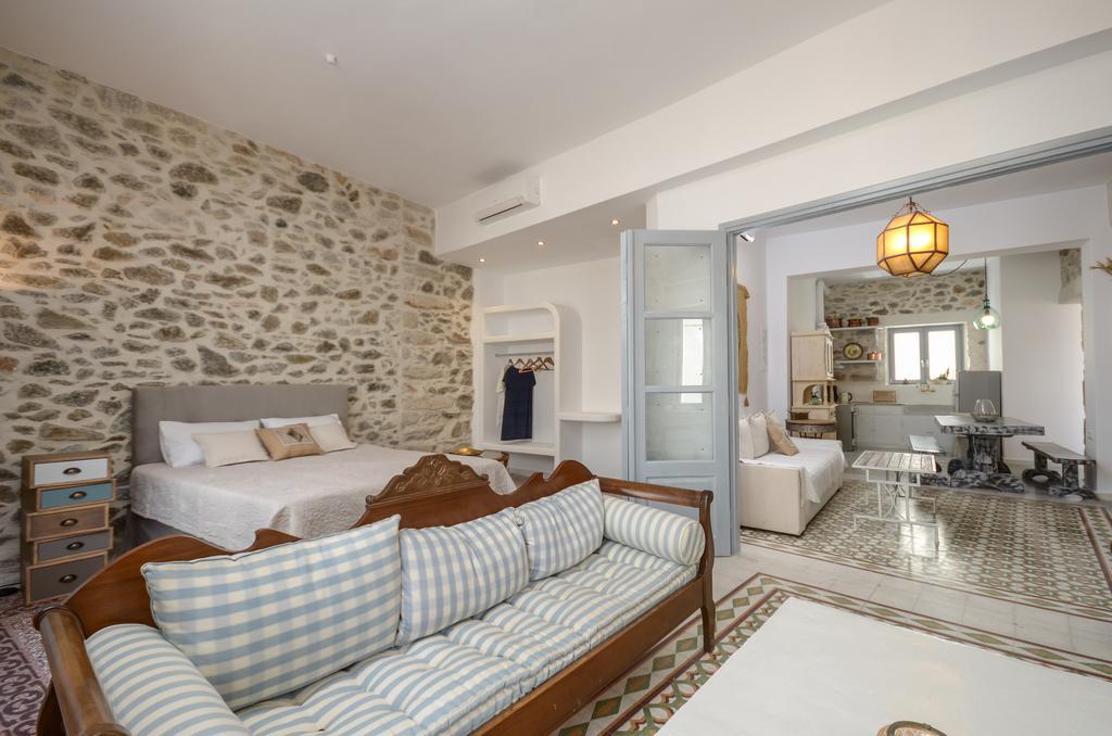 Center Houses * Naxos City