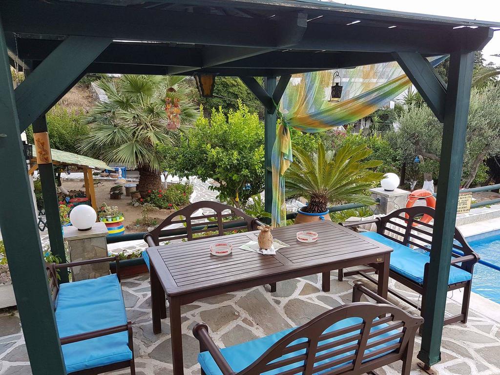 Villa Rena 3* Batsi (Andros)