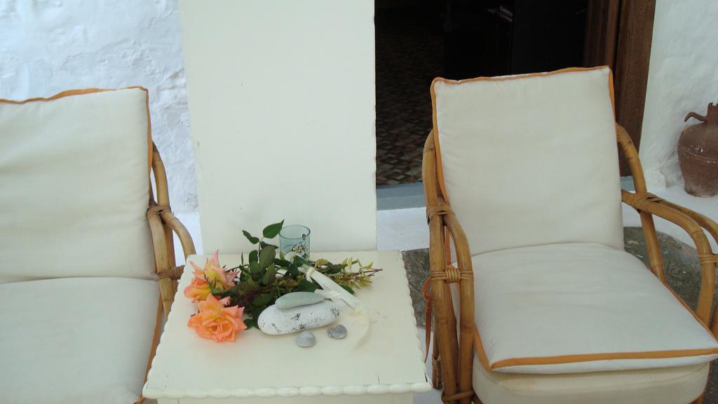 Spalieri * Hydra (Saronic Islands)
