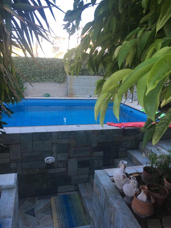 Family Ammoudi With Shared Mini-pool Apartment *