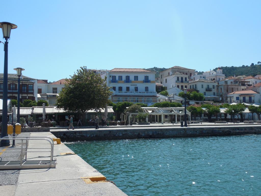 Adonis Guest house