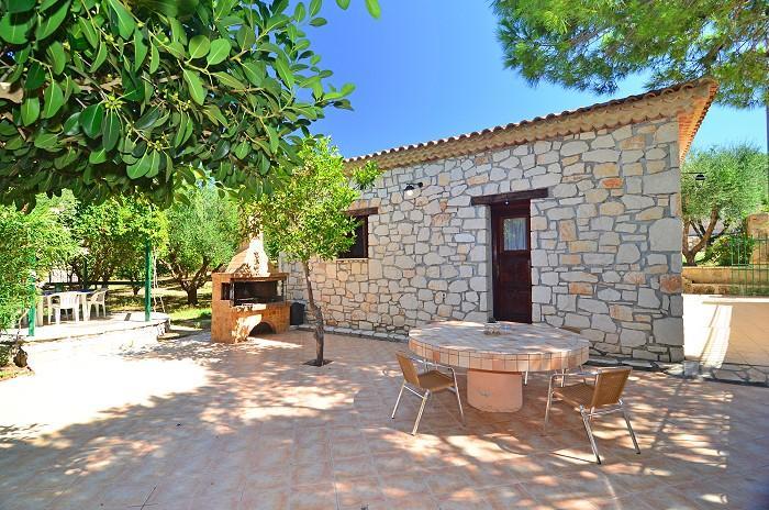 Artemis Vassilikos Aparthotel